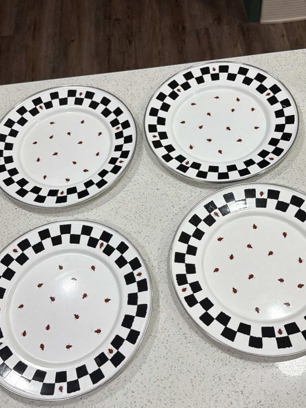 Checkerboard Accent Dinner Plates in White and Black with Red Dot Pattern